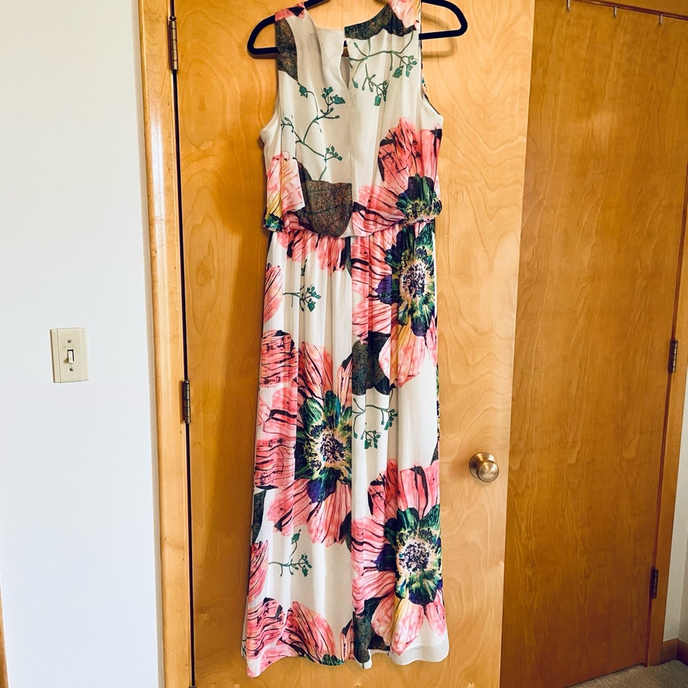 R&M Richards Floral Maxi Dress LIKE NEW! - Picture 2 of 7